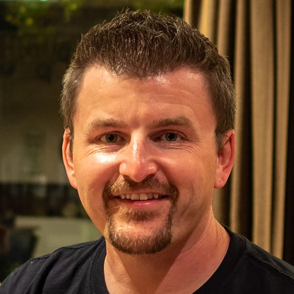 Porträt von Torsten Meyer, auch bekannt als knodderdachs